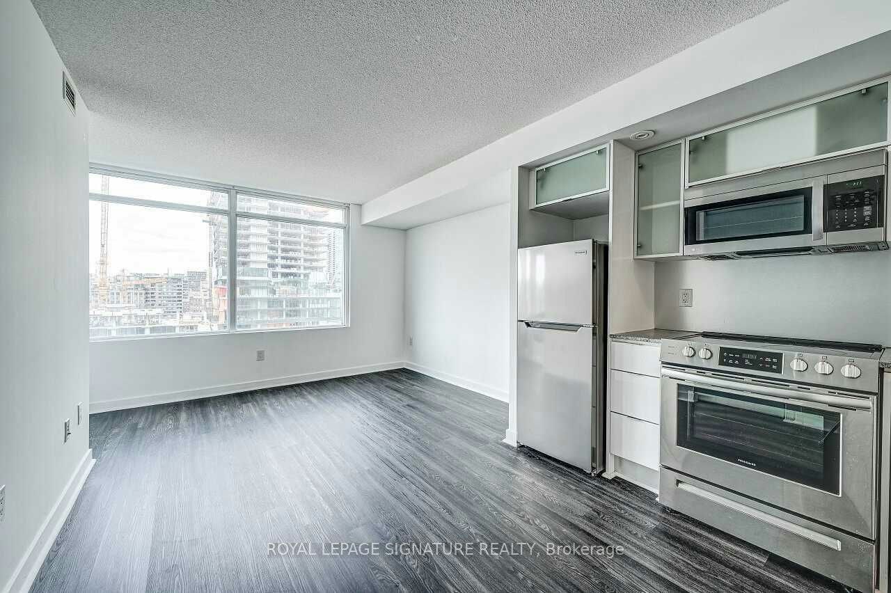 901-25 Telegram Mews, Toronto, ON, M5V 3Z1 - 7