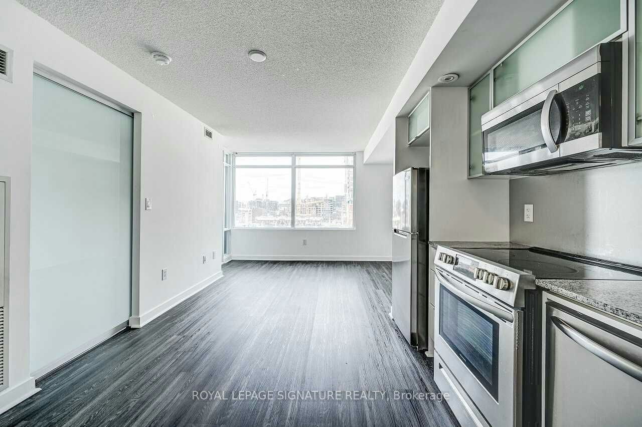 901-25 Telegram Mews, Toronto, ON, M5V 3Z1 - 2