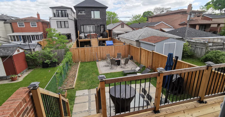 13 Mulberry Crescent, Toronto, ON, M6C 1N4 - 28