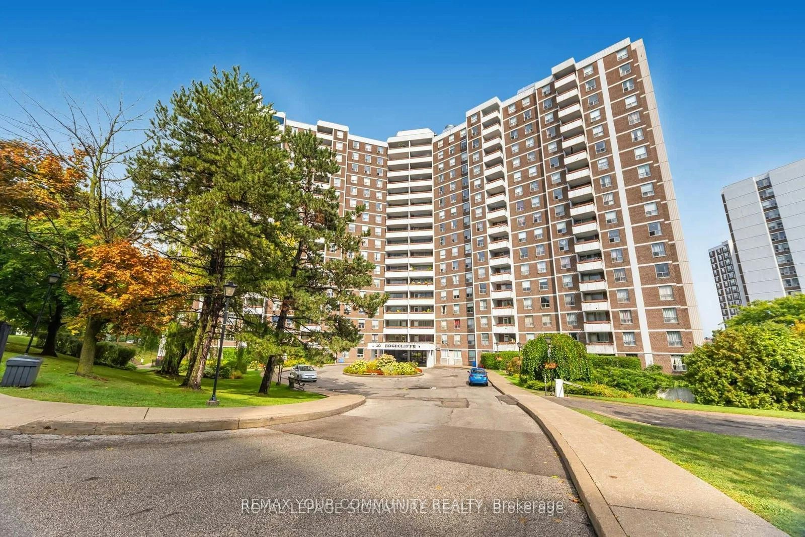 514-10 Edgecliff Golfway, Toronto, ON, M3C 3A3