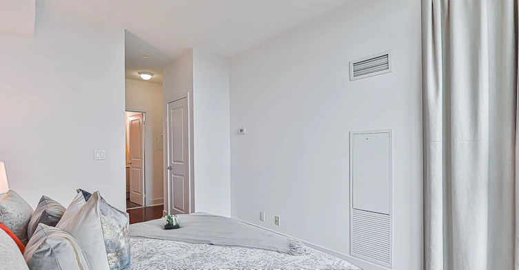 803-26 Norton Avenue, Toronto, ON, M2N 0H6 - 25