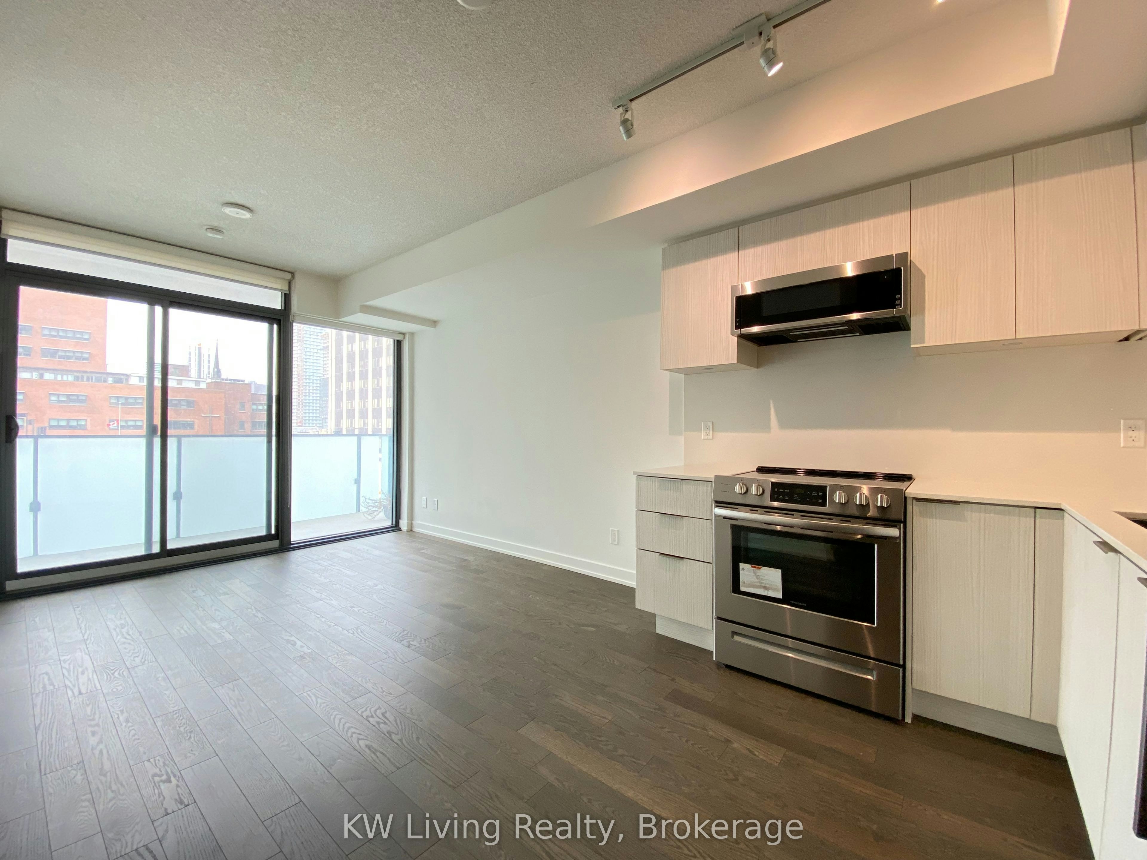 716-25 Richmond Street E, Toronto, ON, M5C 0A6 - 11