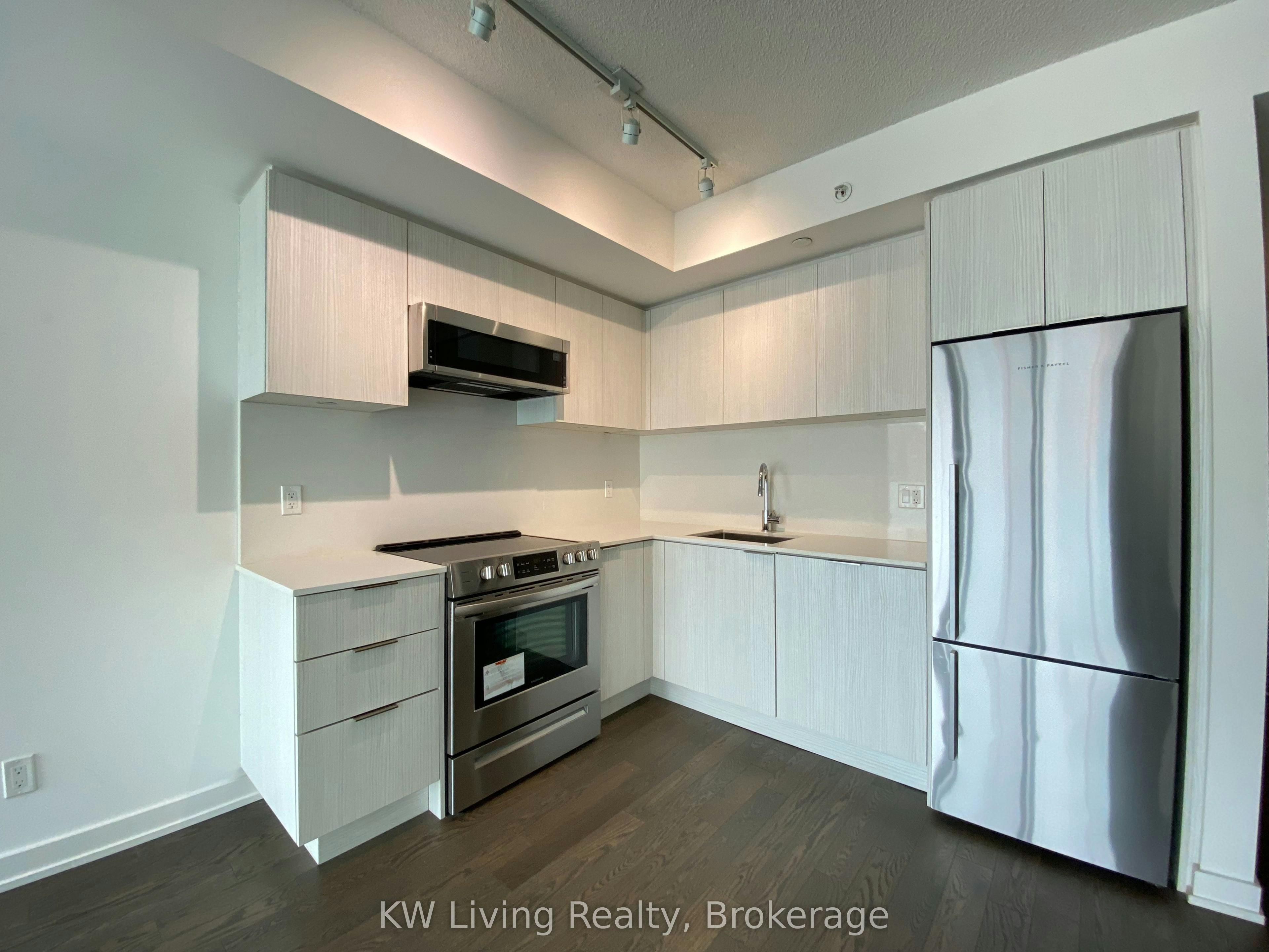 716-25 Richmond Street E, Toronto, ON, M5C 0A6 - 9