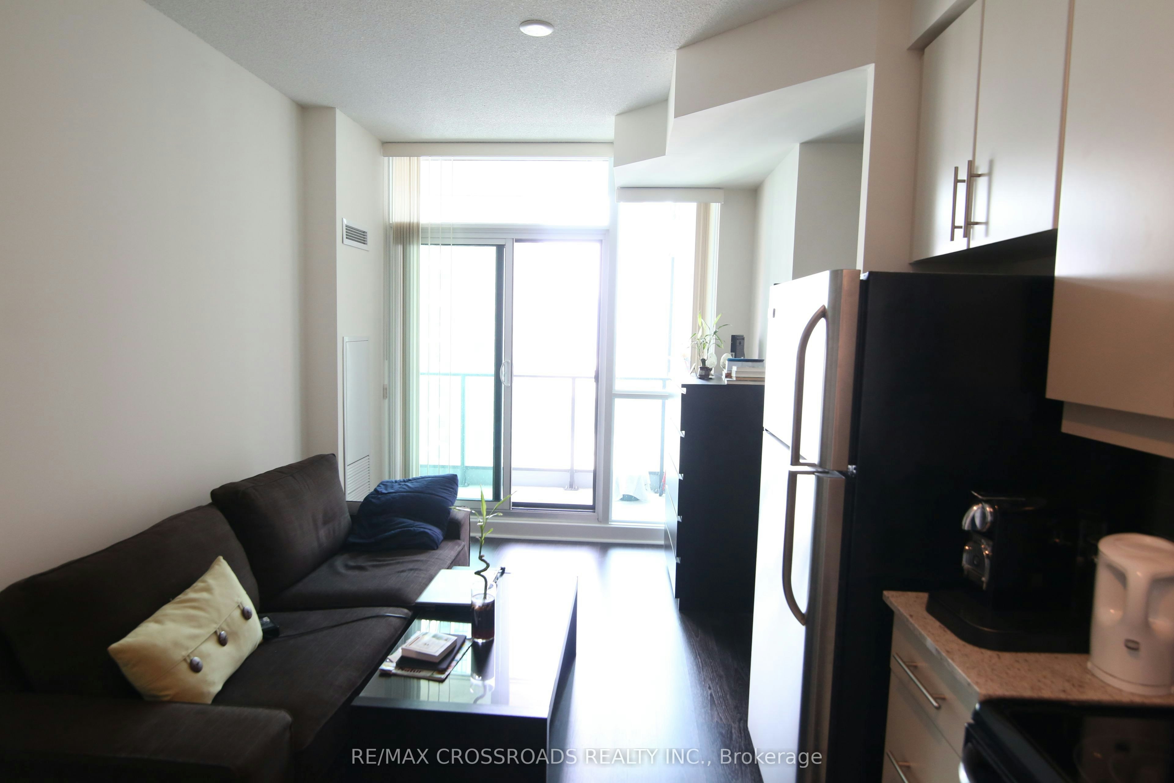 1805-33 Bay Street, Toronto, ON, M5J 2Z3 - 2