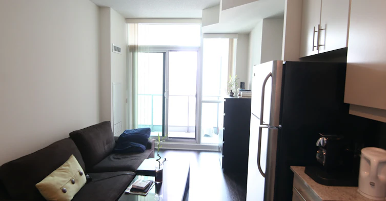 1805-33 Bay Street, Toronto, ON, M5J 2Z3 - 2
