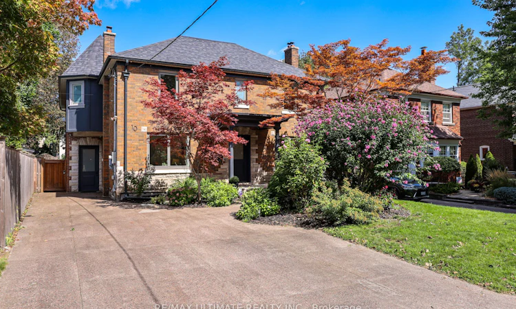 10 Field Avenue