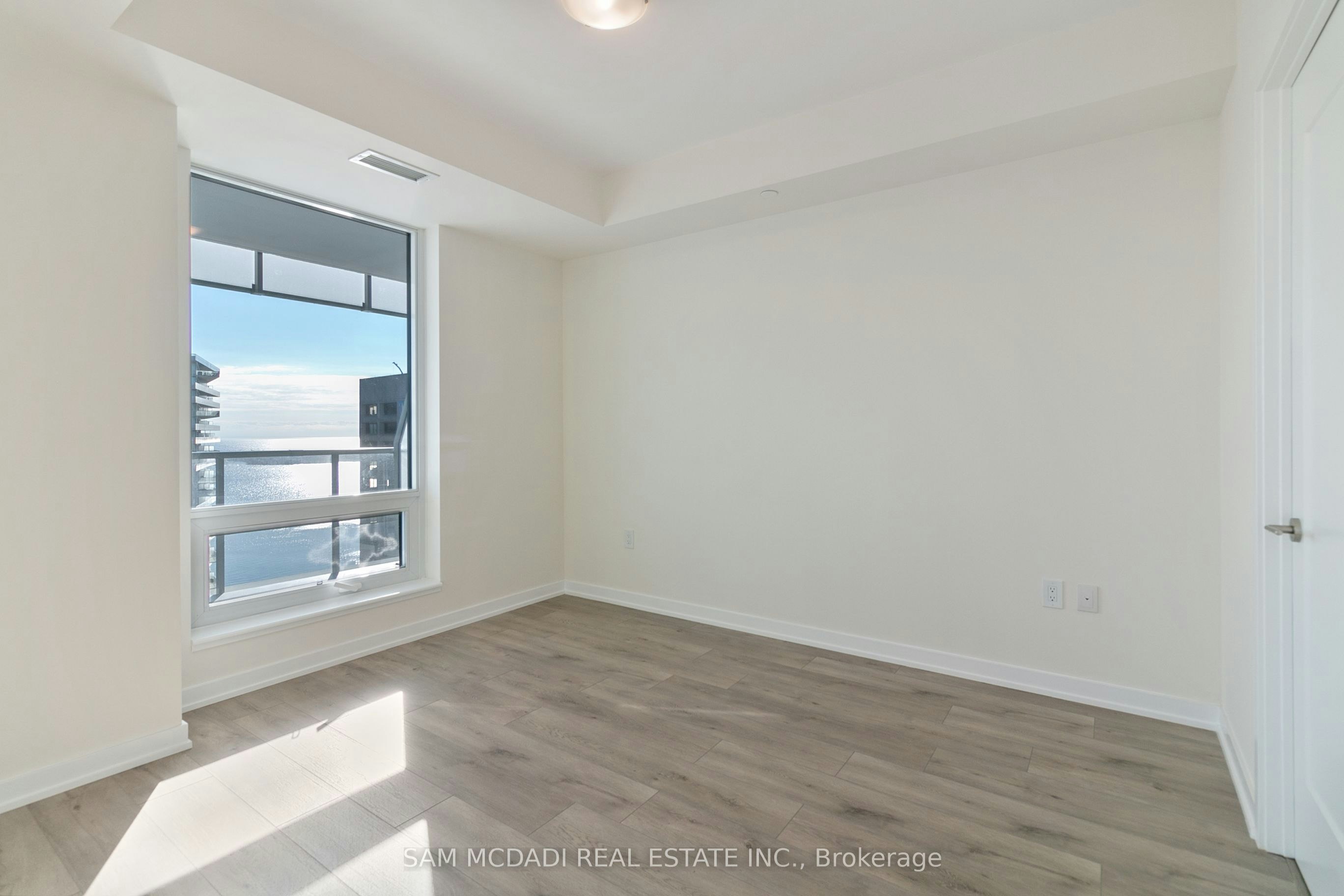 28 Freeland Street, Toronto, ON, M5E 0E3 - 10
