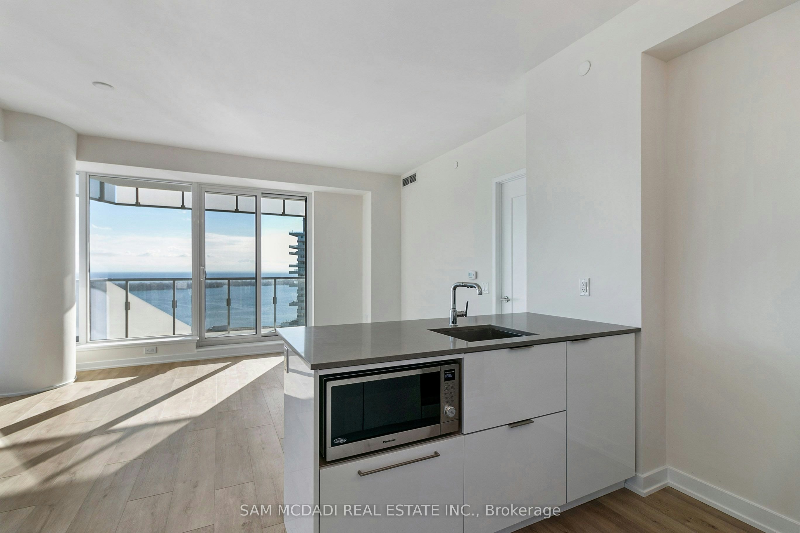28 Freeland Street, Toronto, ON, M5E 0E3 - 6