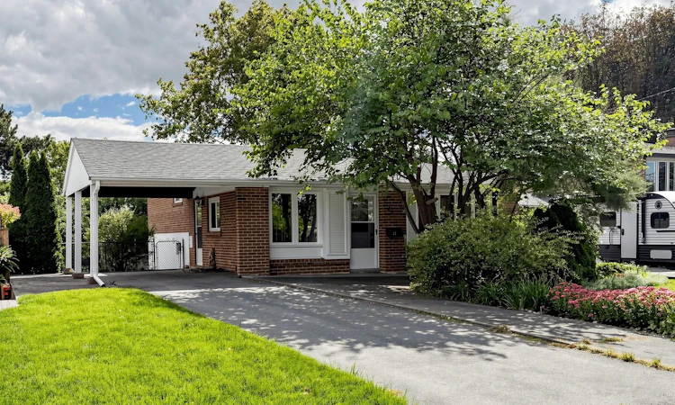 21 Grove Park Crescent