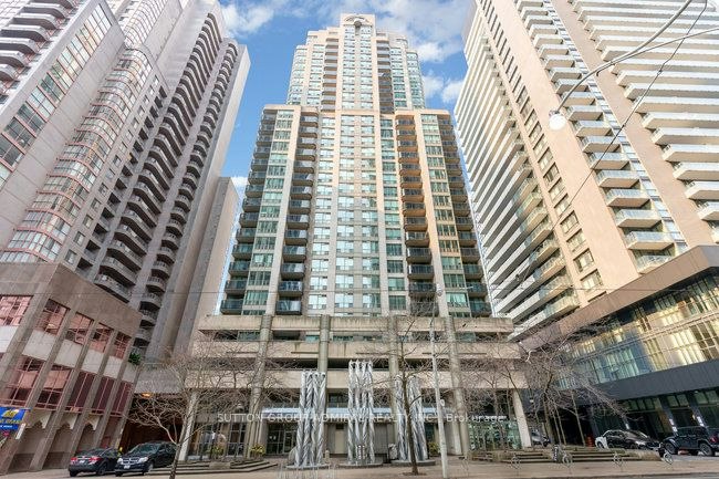 1108-750 Bay Street, Toronto, ON, M5G 1N6