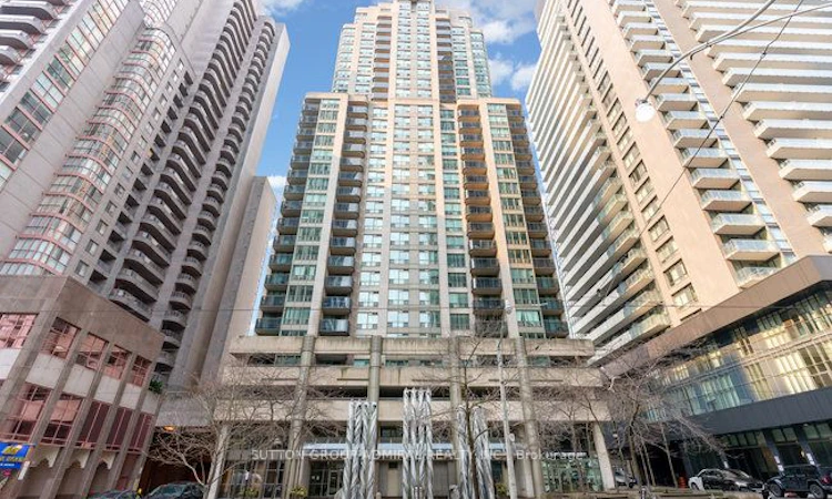 1108-750 Bay Street