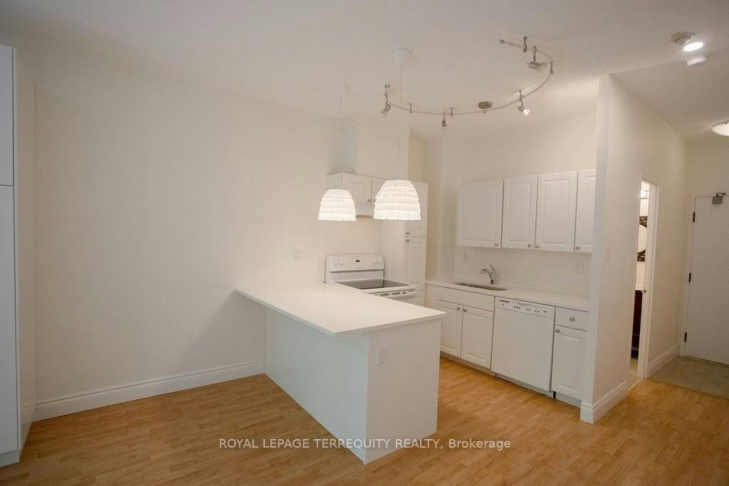 106-95 Prince Arthur Avenue, Toronto, ON, M5R 3P6 - 7