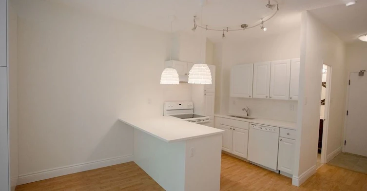 106-95 Prince Arthur Avenue, Toronto, ON, M5R 3P6 - 7
