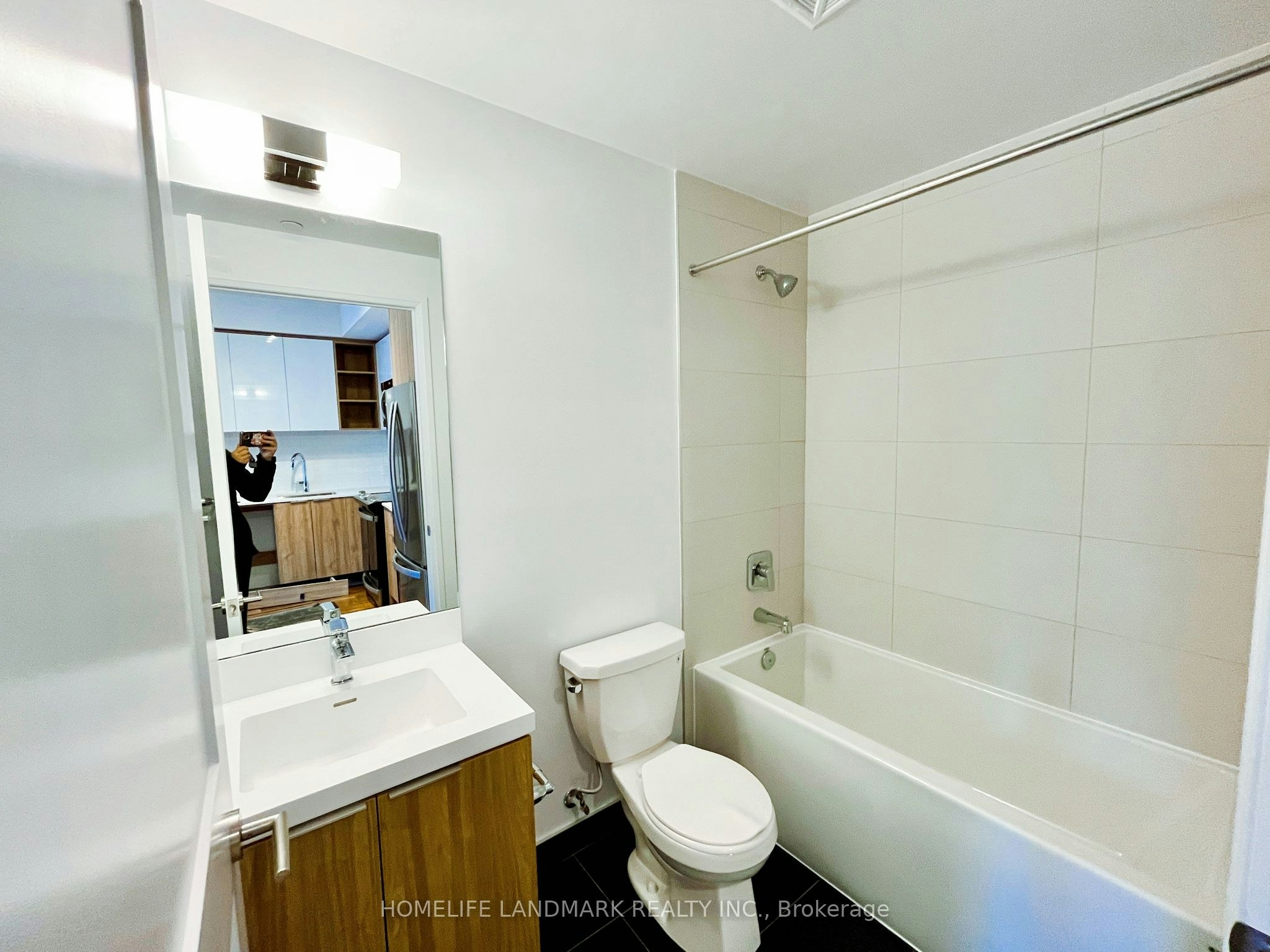 1210-25 Holly Street, Toronto, ON, M4S 0E3 - 13