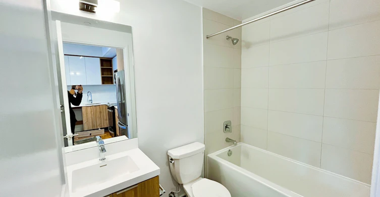 1210-25 Holly Street, Toronto, ON, M4S 0E3 - 13
