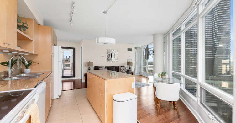 2803-373 Front Street W, Toronto, ON, M5V 3R7 - 8