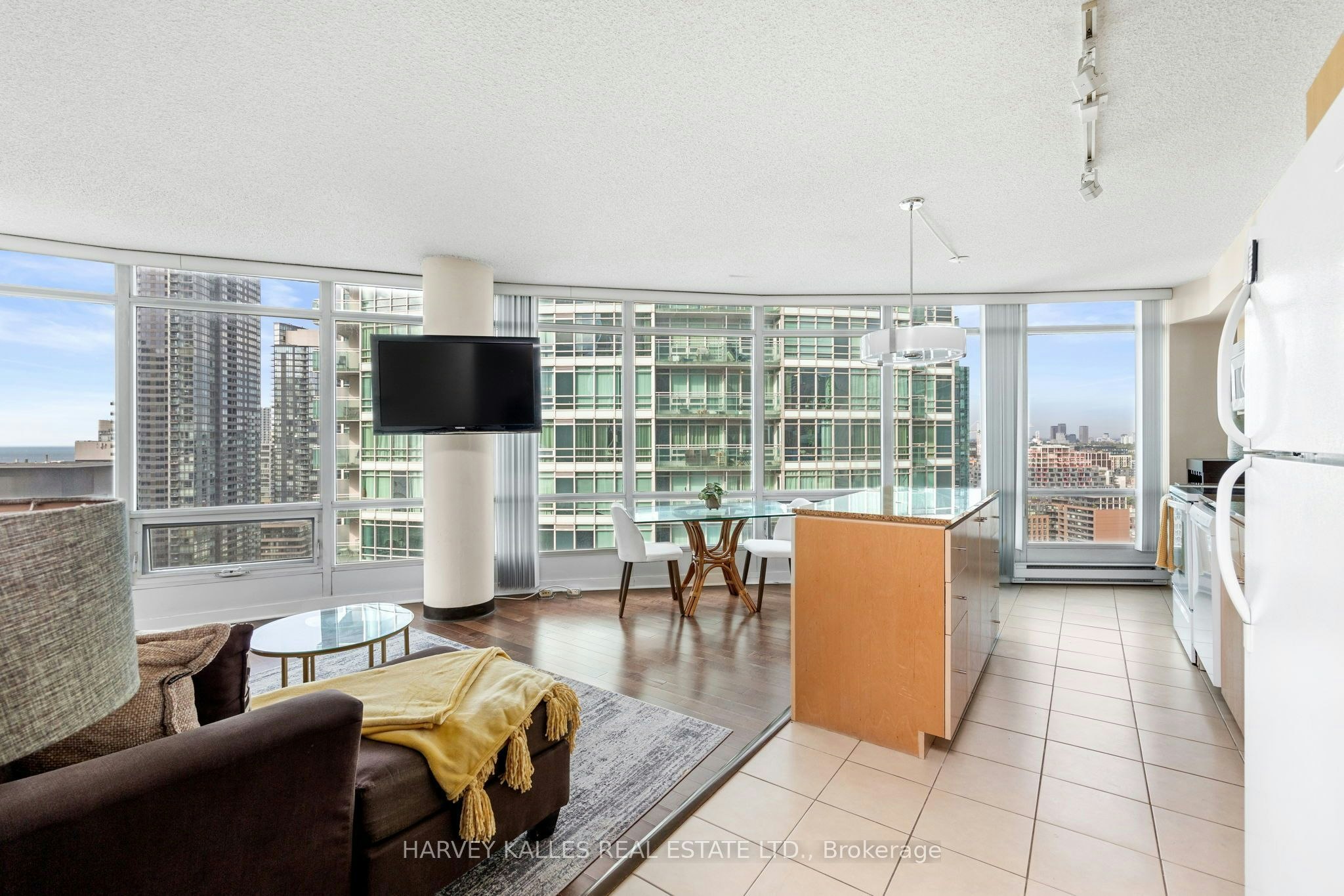 2803-373 Front Street W, Toronto, ON, M5V 3R7 - 4