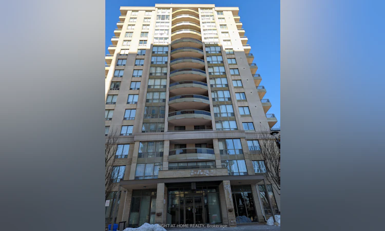 305-260 Doris Avenue
