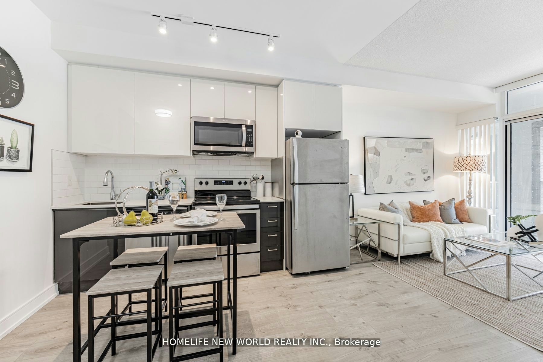 250-621 Sheppard Avenue E, Toronto, ON, M2K 1B5