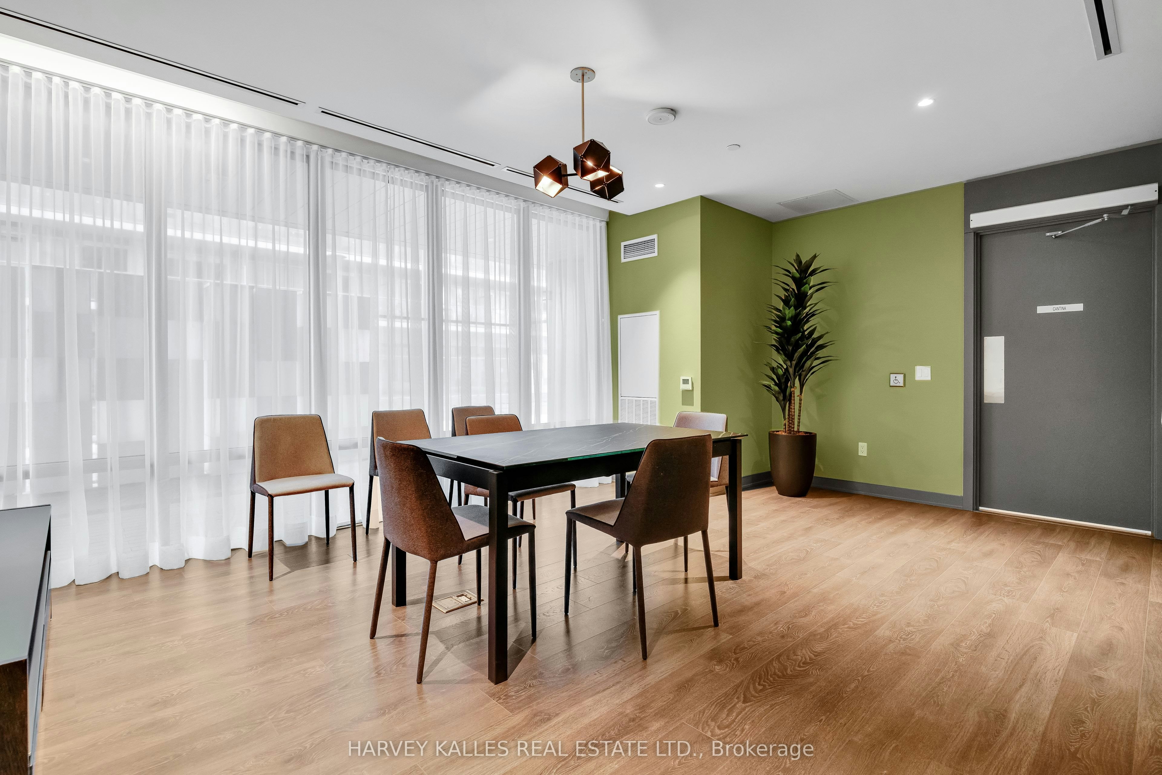 514-99 Broadway Avenue, Toronto, ON, M4P 0E3 - 33