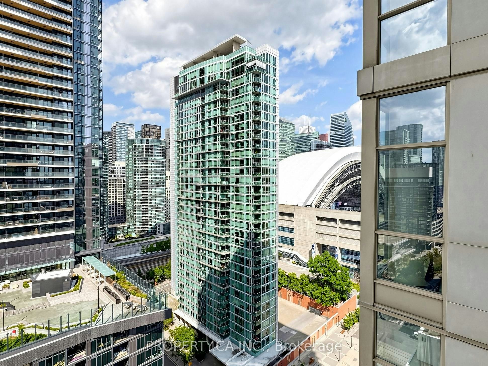2505-10 Navy Wharf Court, Toronto, ON, M5V 3V2 - 30