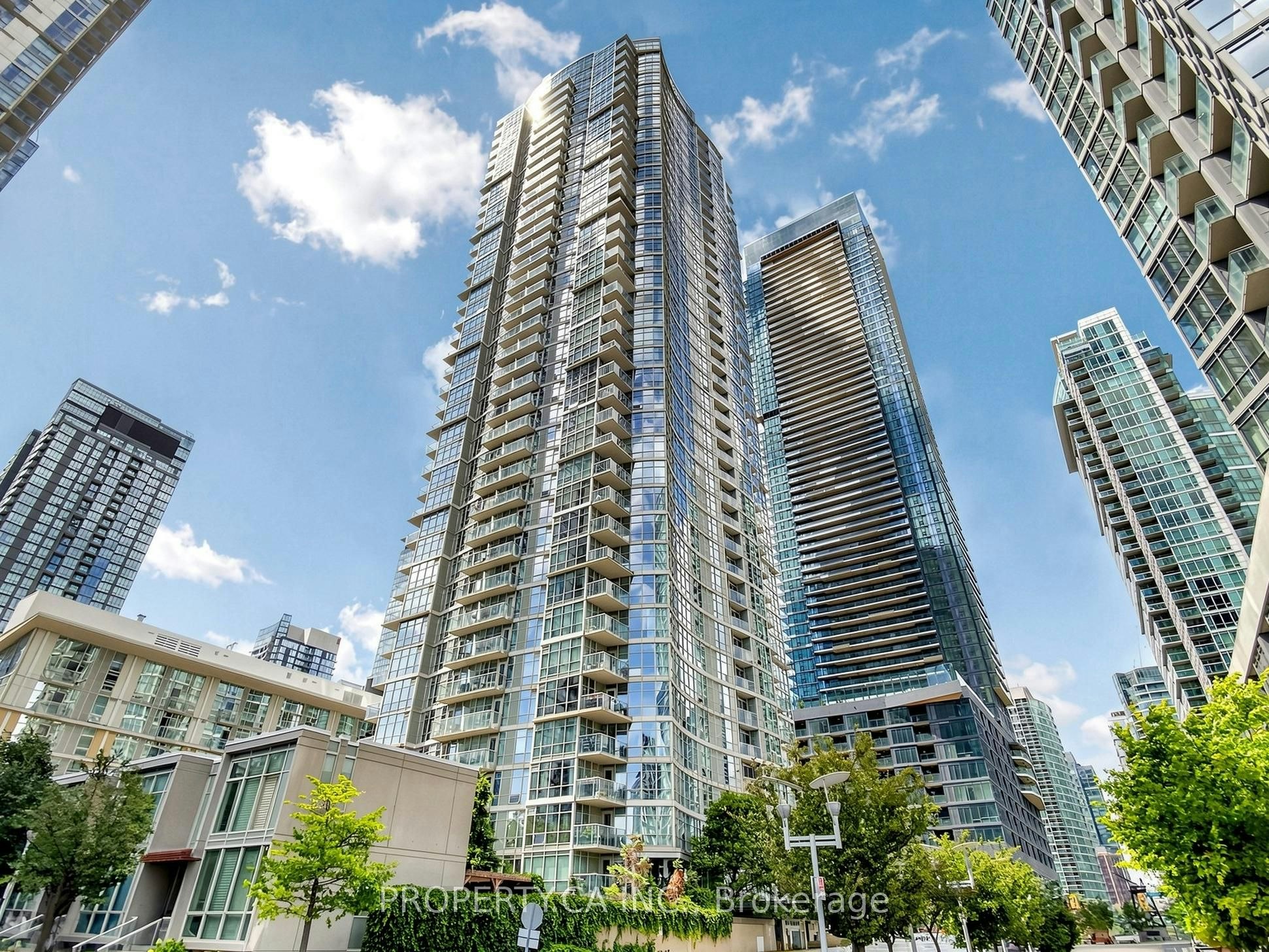 2505-10 Navy Wharf Court, Toronto, ON, M5V 3V2 - 2