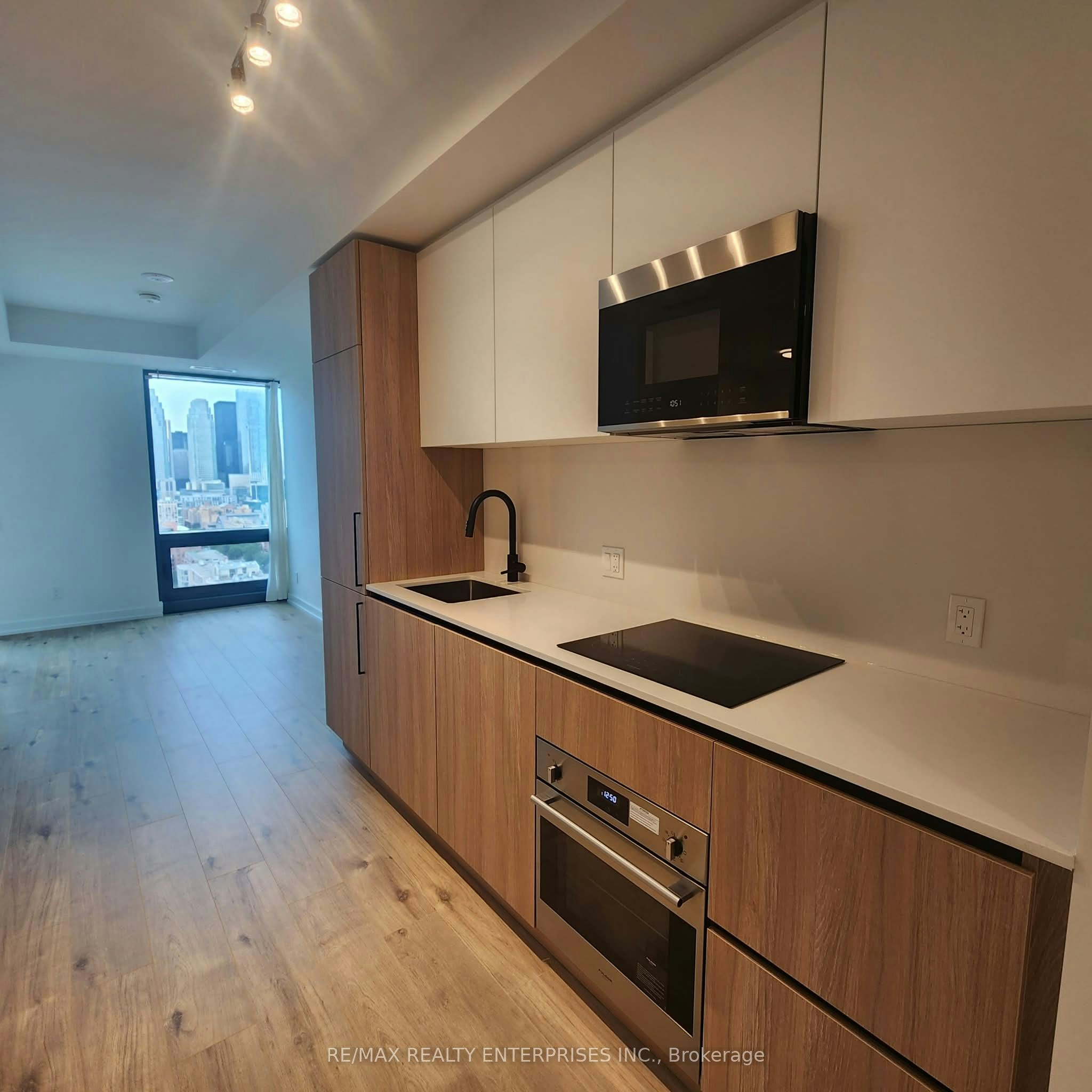 2405-35 Parliament Street, Toronto, ON, M5A 0Z5 - 6