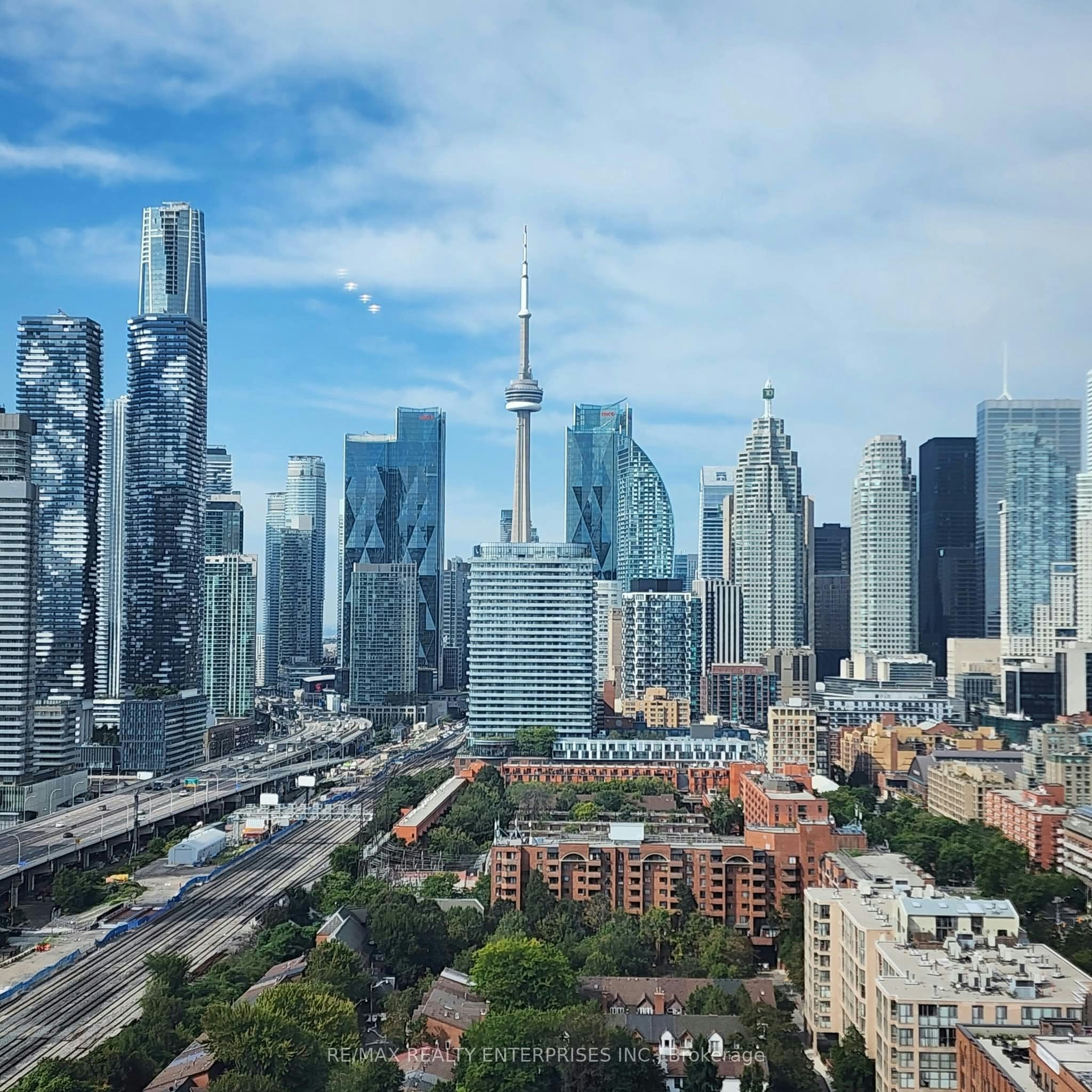 2405-35 Parliament Street, Toronto, ON, M5A 0Z5 - 17