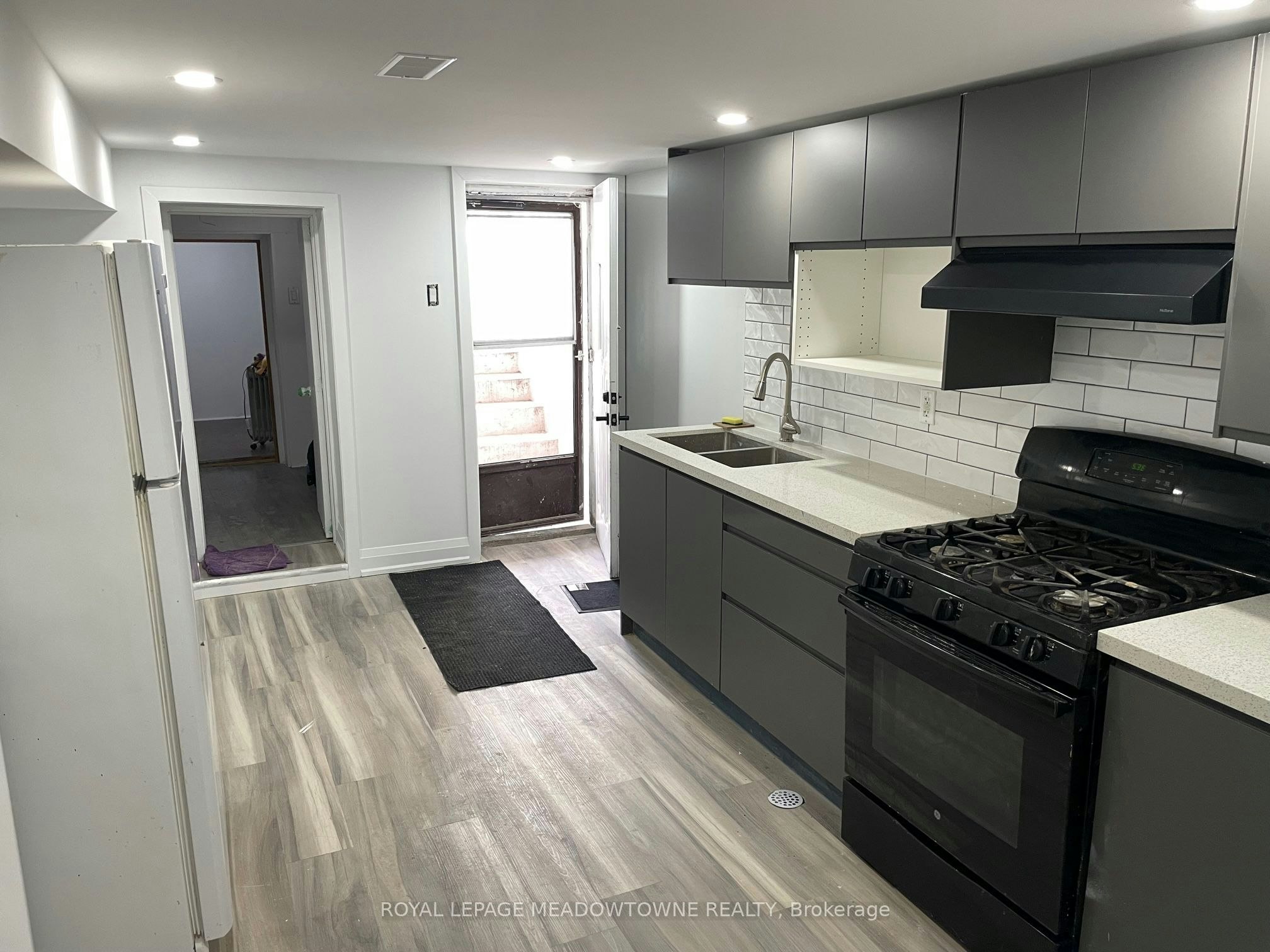 BSMT-1211 College Street, Toronto, ON, M6H 1C1 - 9