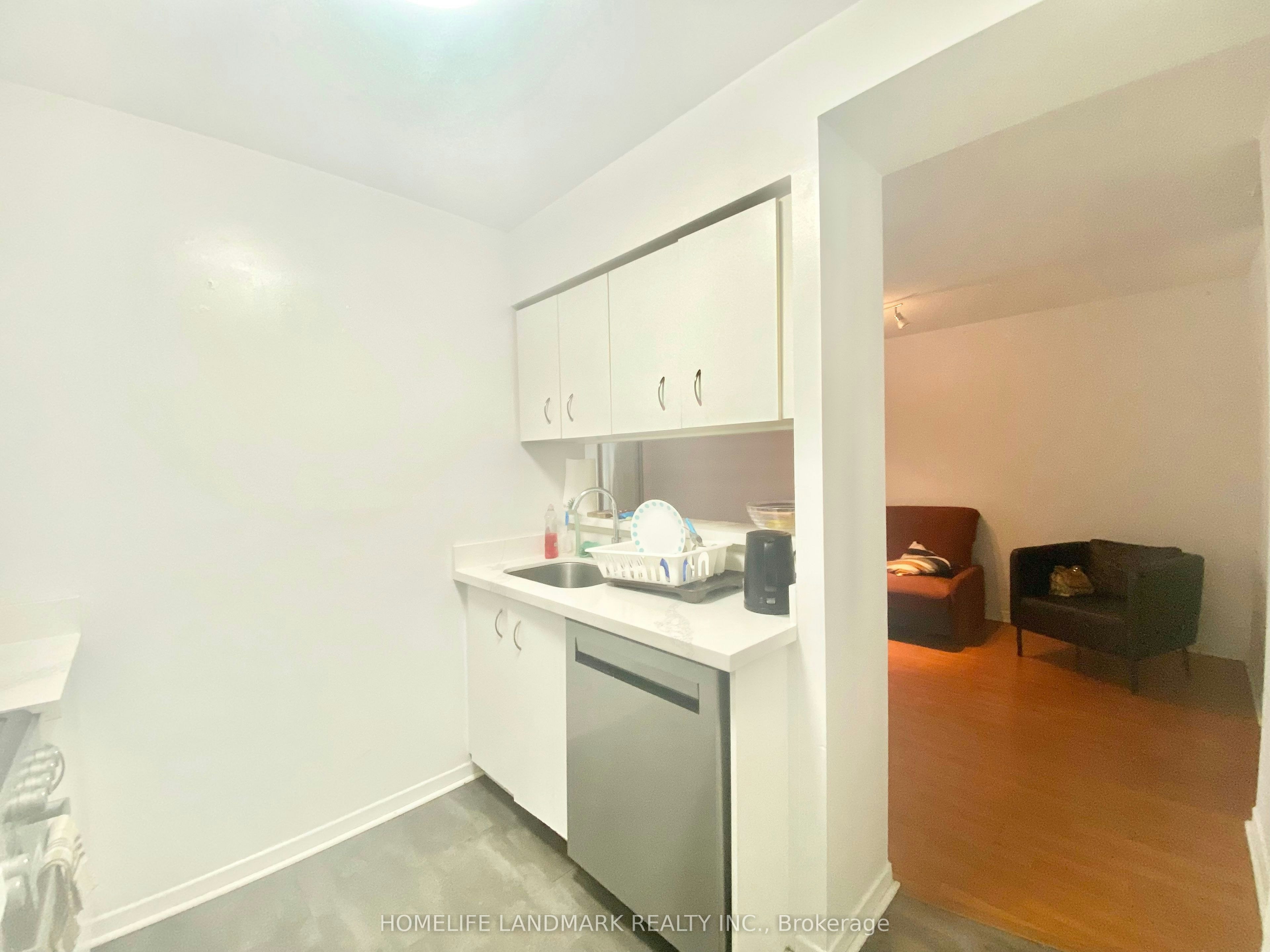 1104-44 St Joseph Street, Toronto, ON, M4Y 2W4 - 6