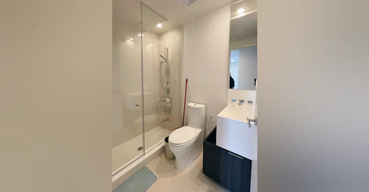 1001-1 Bloor Street E, Toronto, ON, M4W 1A9 - 6