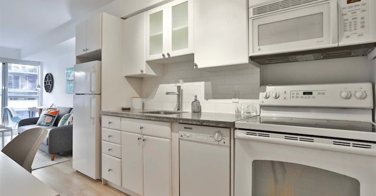 215-1005 King Street W, Toronto, ON, M6K 3M8 - 10