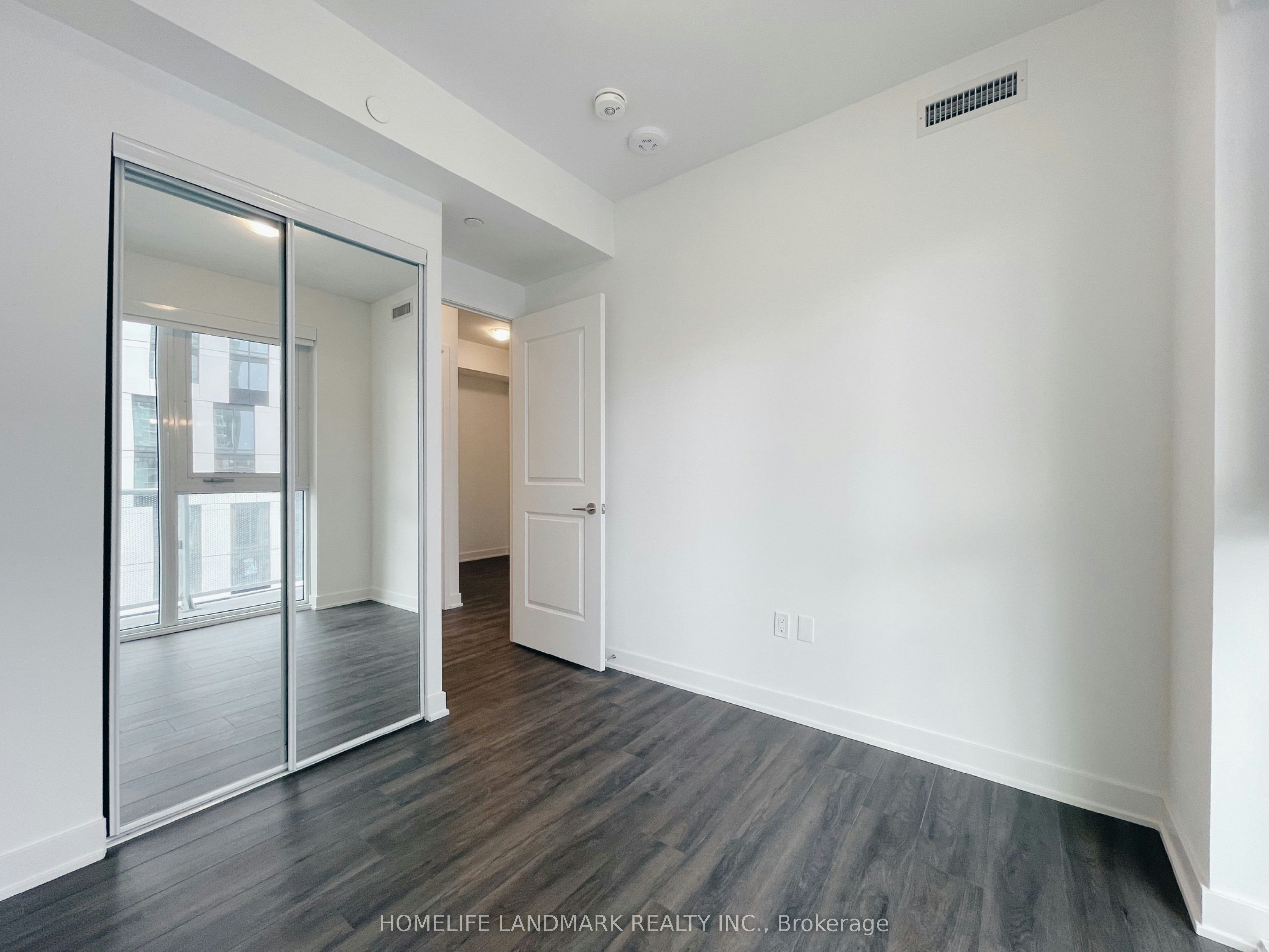 1510-100 Dalhousie Street, Toronto, ON, M5B 1E1 - 4