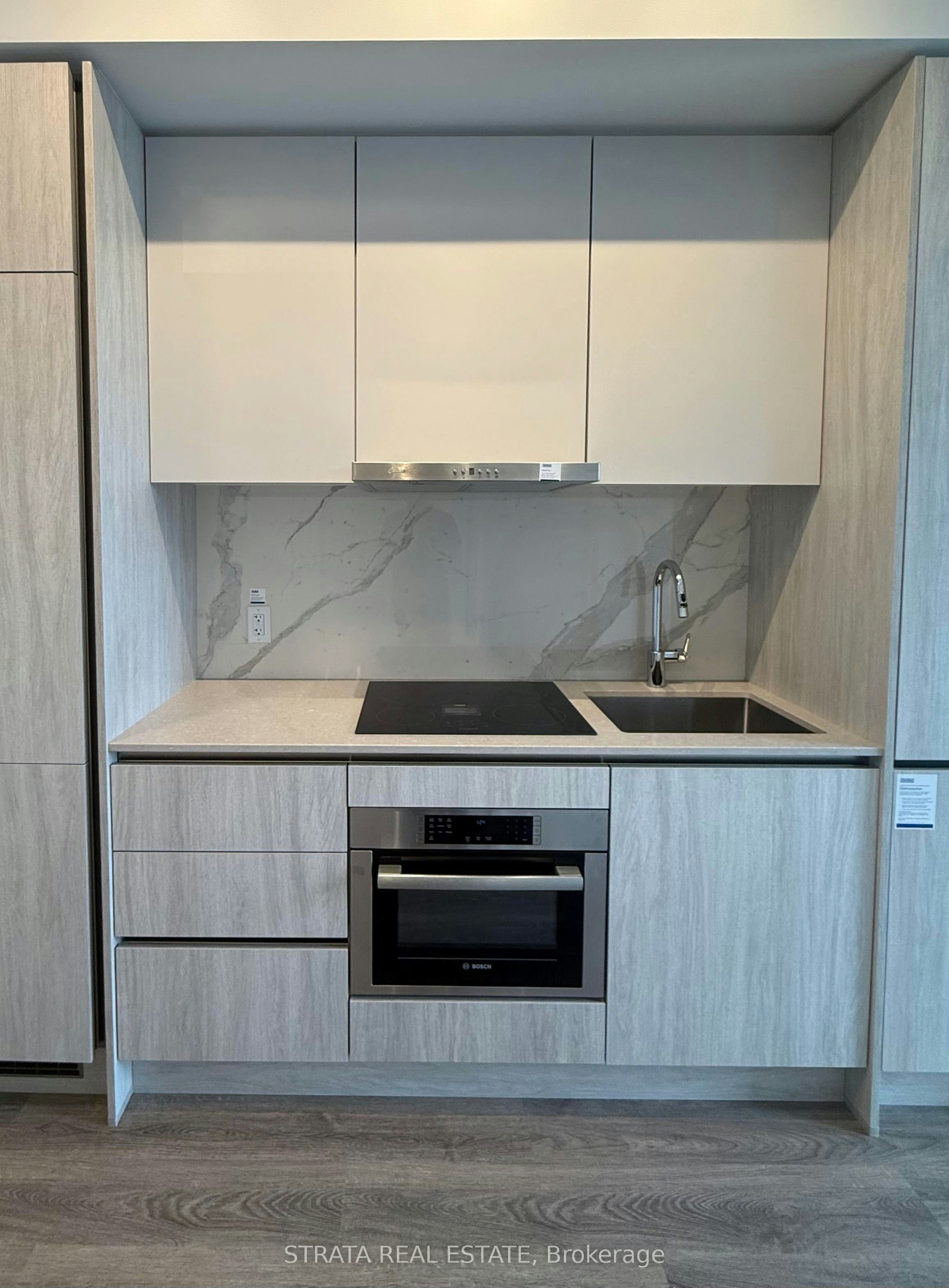 2316-180 Front Street E, Toronto, ON, M5A 0A9