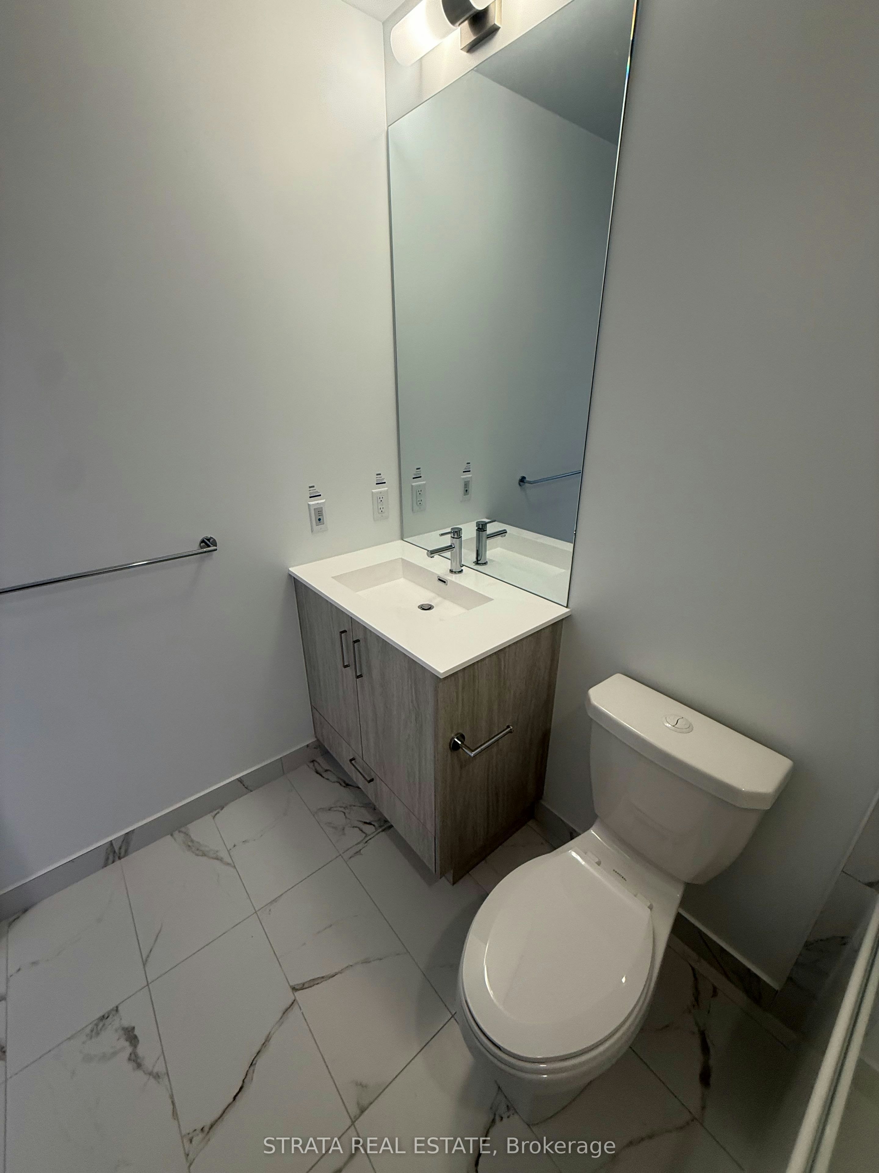 2316-180 Front Street E, Toronto, ON, M5A 0A9 - 8
