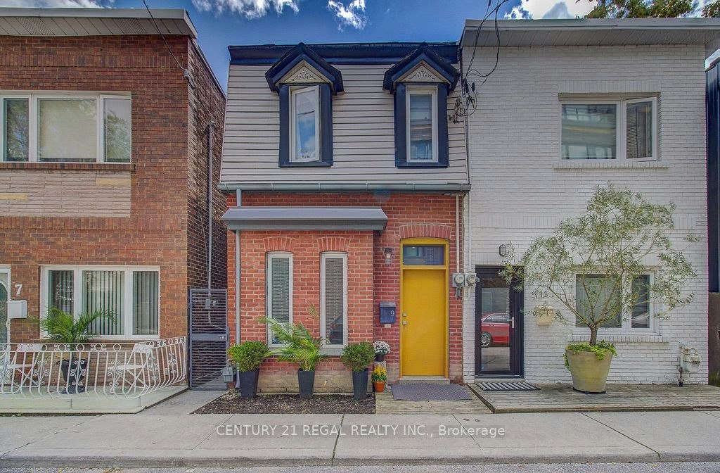 9 Rebecca Street, Toronto, ON, M6J 1K8