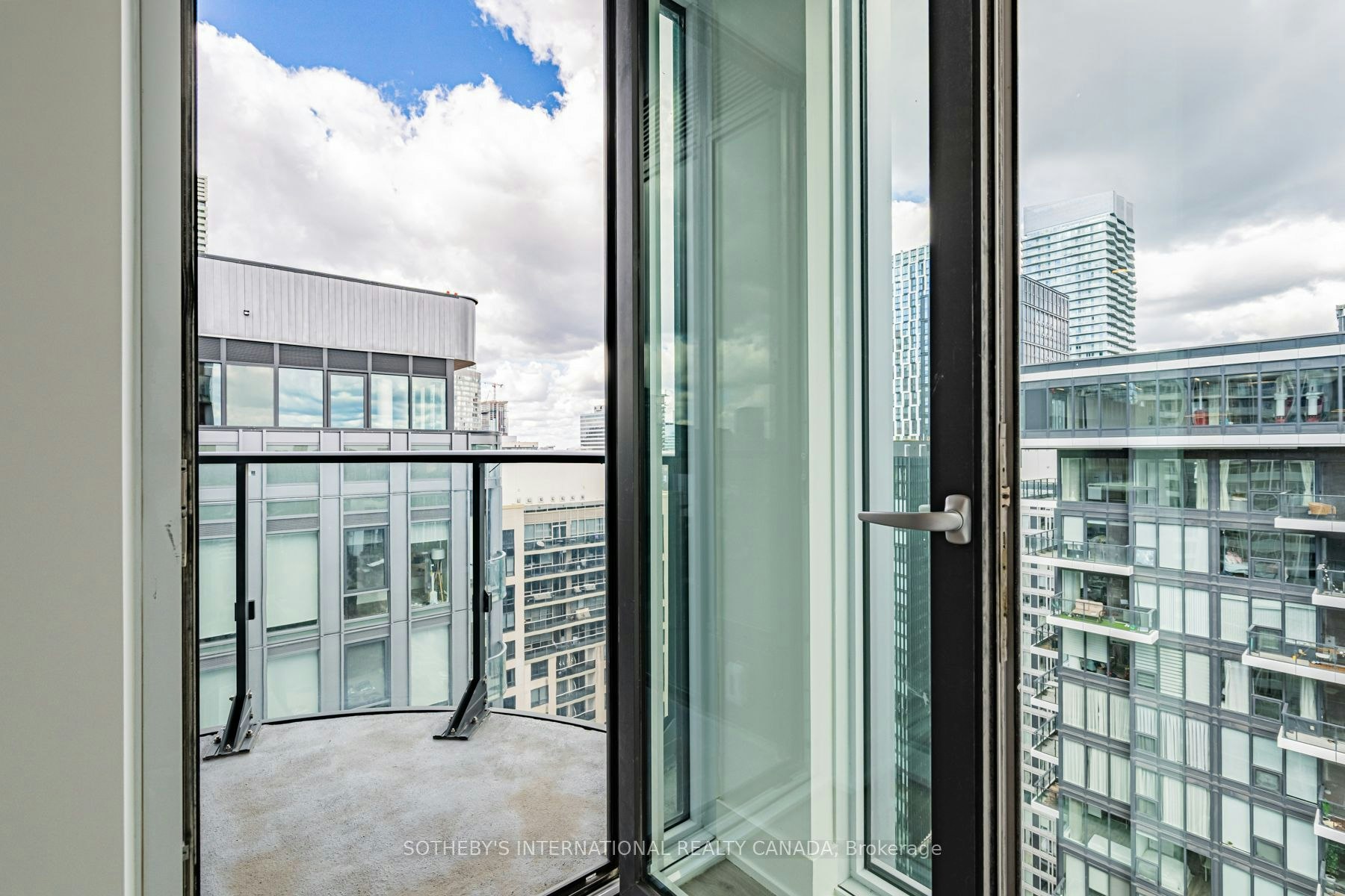 E3001-30 Mutual Street, Toronto, ON, M5B 2A7 - 30