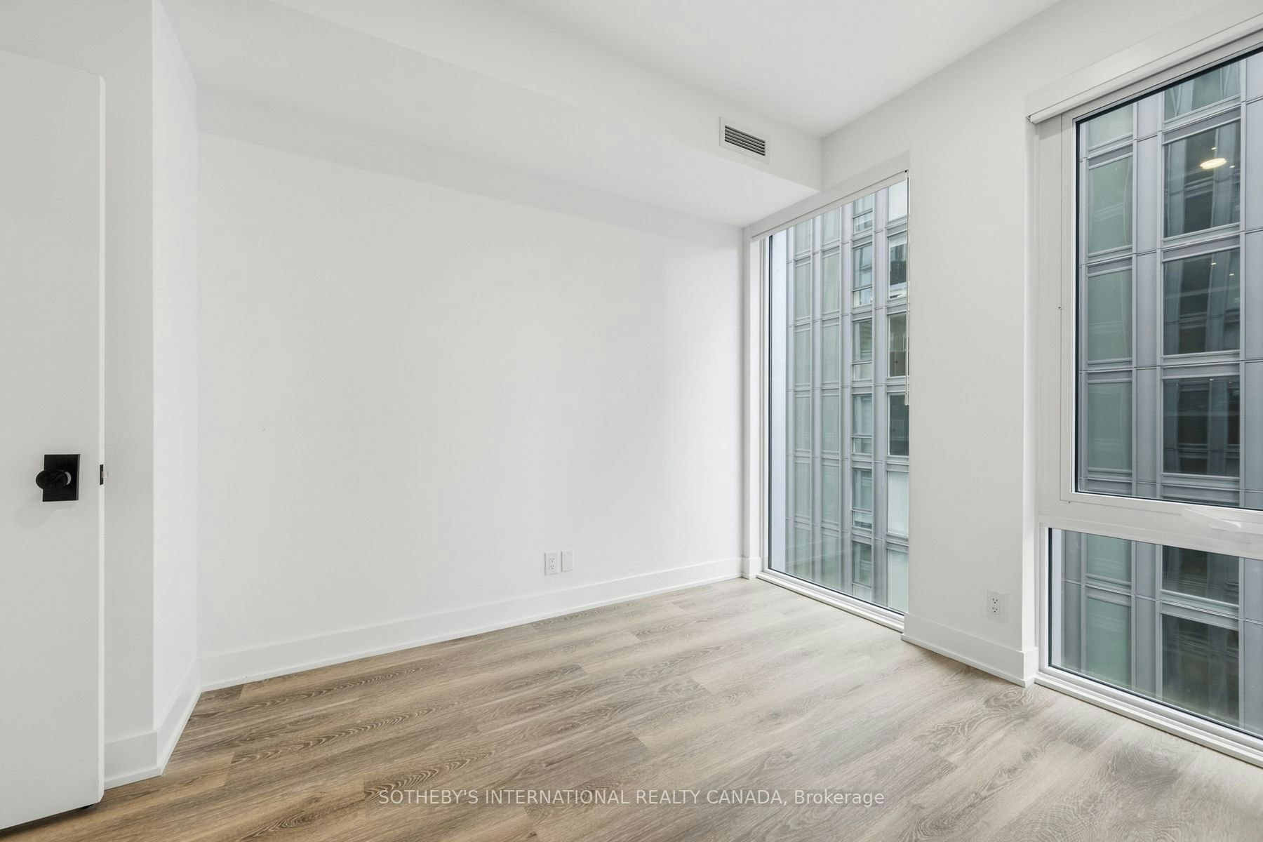 E2501-30 Mutual Street, Toronto, ON, M5B 2A7 - 16