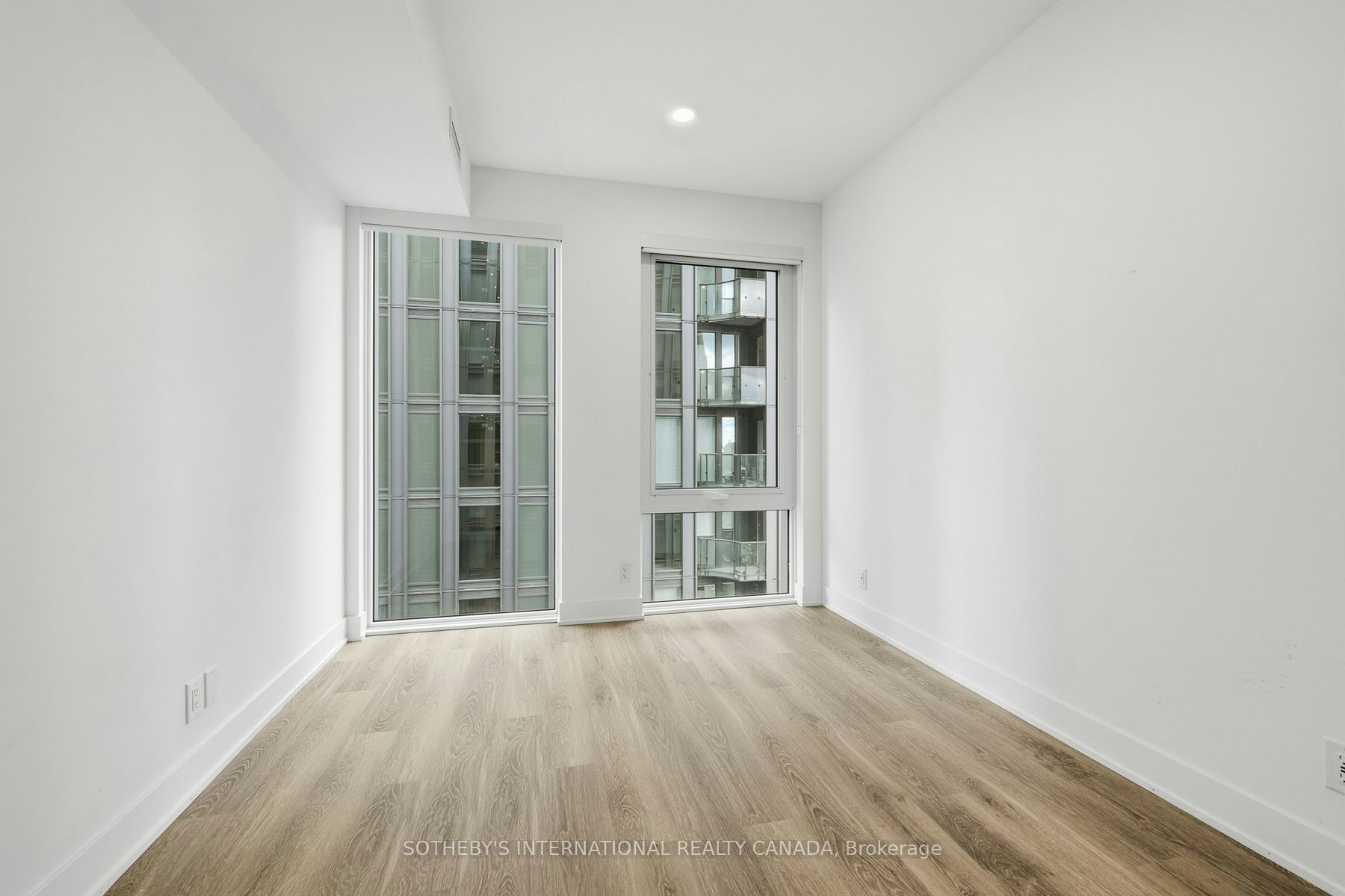 E2501-30 Mutual Street, Toronto, ON, M5B 2A7 - 21