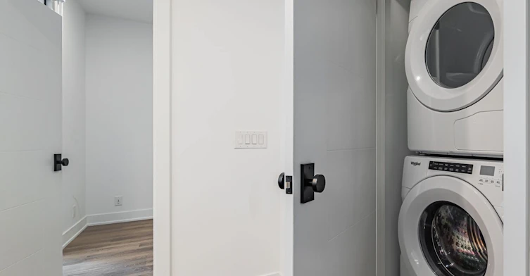E2501-30 Mutual Street, Toronto, ON, M5B 2A7 - 24