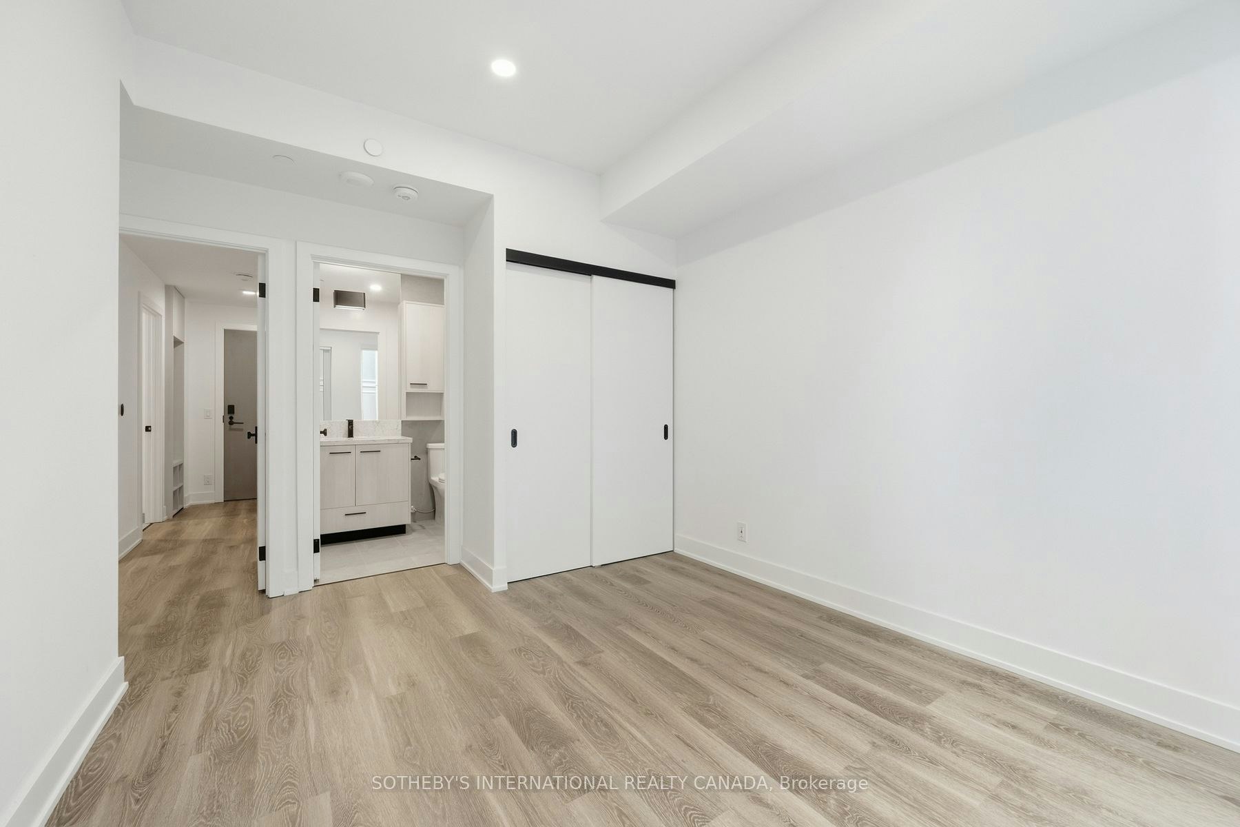 E2501-30 Mutual Street, Toronto, ON, M5B 2A7 - 17