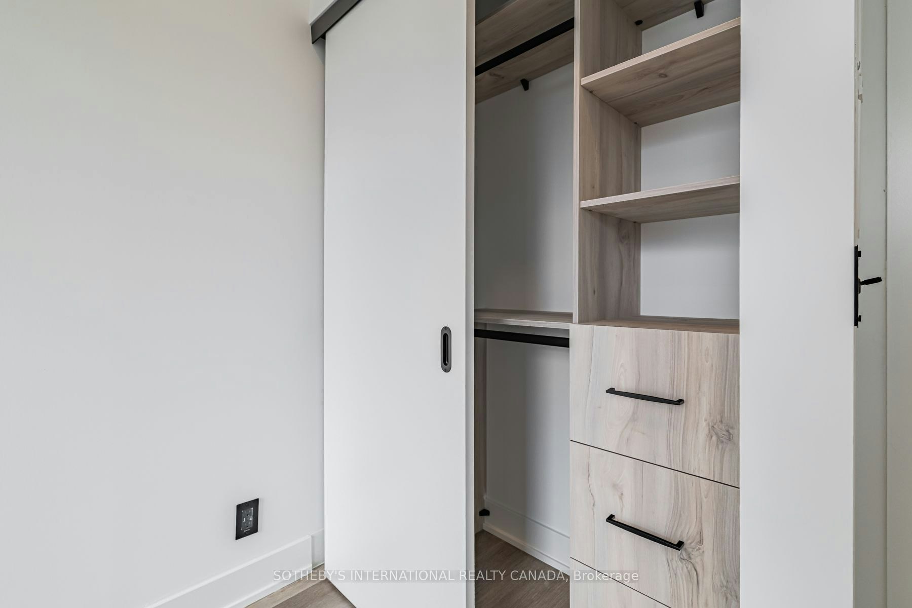 E2909-30 Mutual Street, Toronto, ON, M5B 2A7 - 10