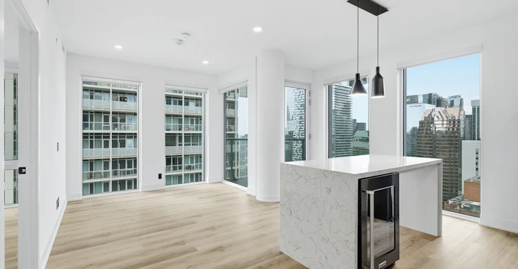 E2909-30 Mutual Street, Toronto, ON, M5B 2A7 - 2