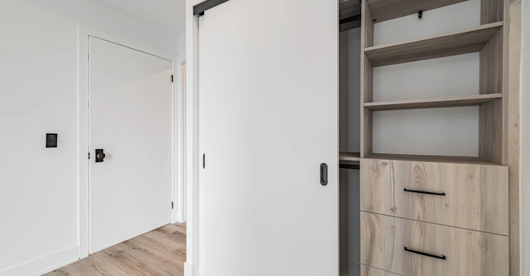 E2909-30 Mutual Street, Toronto, ON, M5B 2A7 - 5
