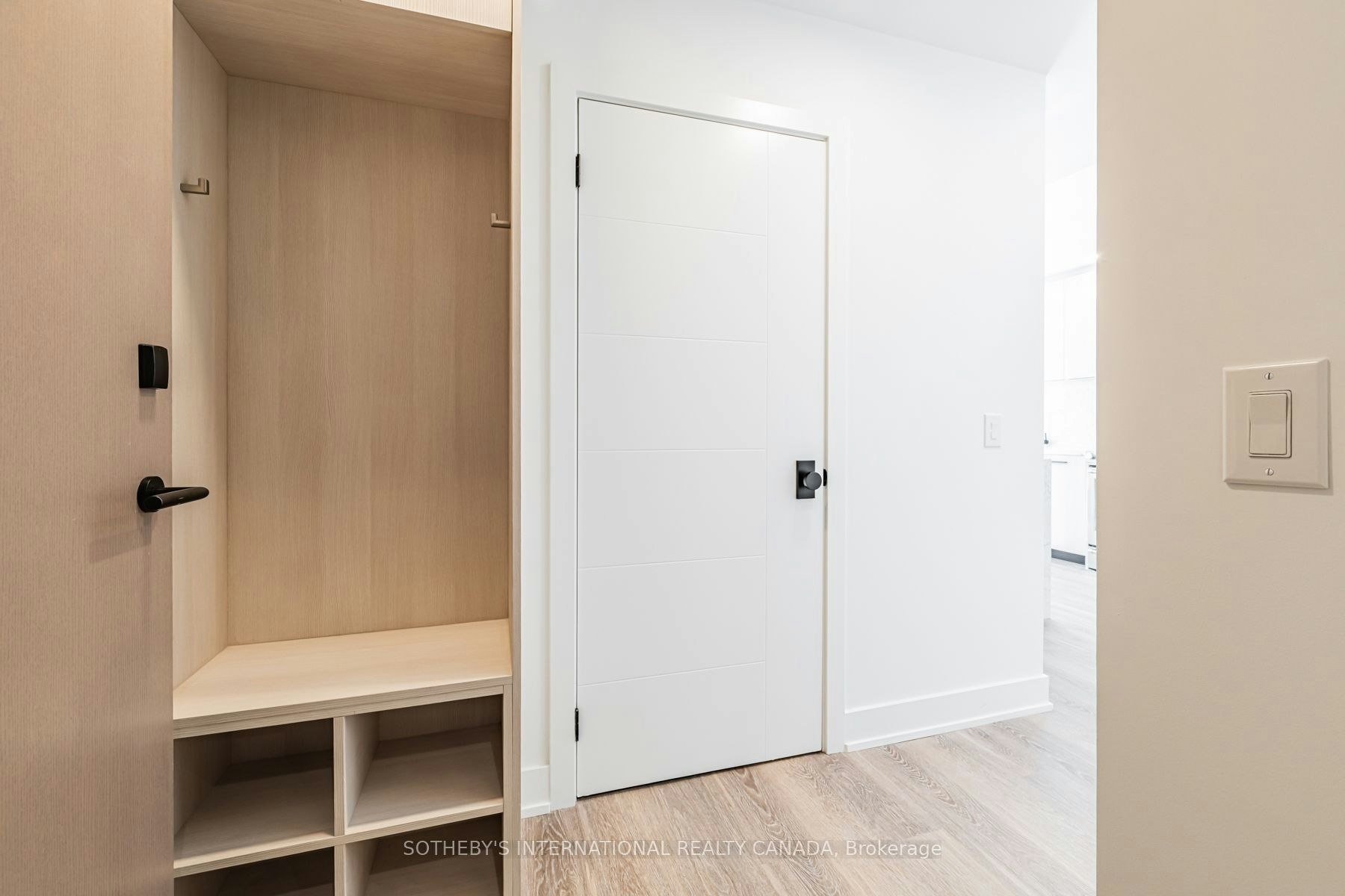 E1003-30 Mutual Street, Toronto, ON, M5B 2A7 - 2