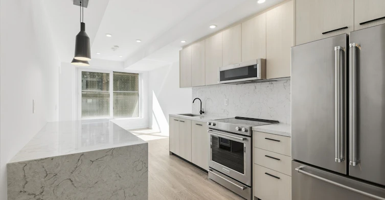E1003-30 Mutual Street, Toronto, ON, M5B 2A7