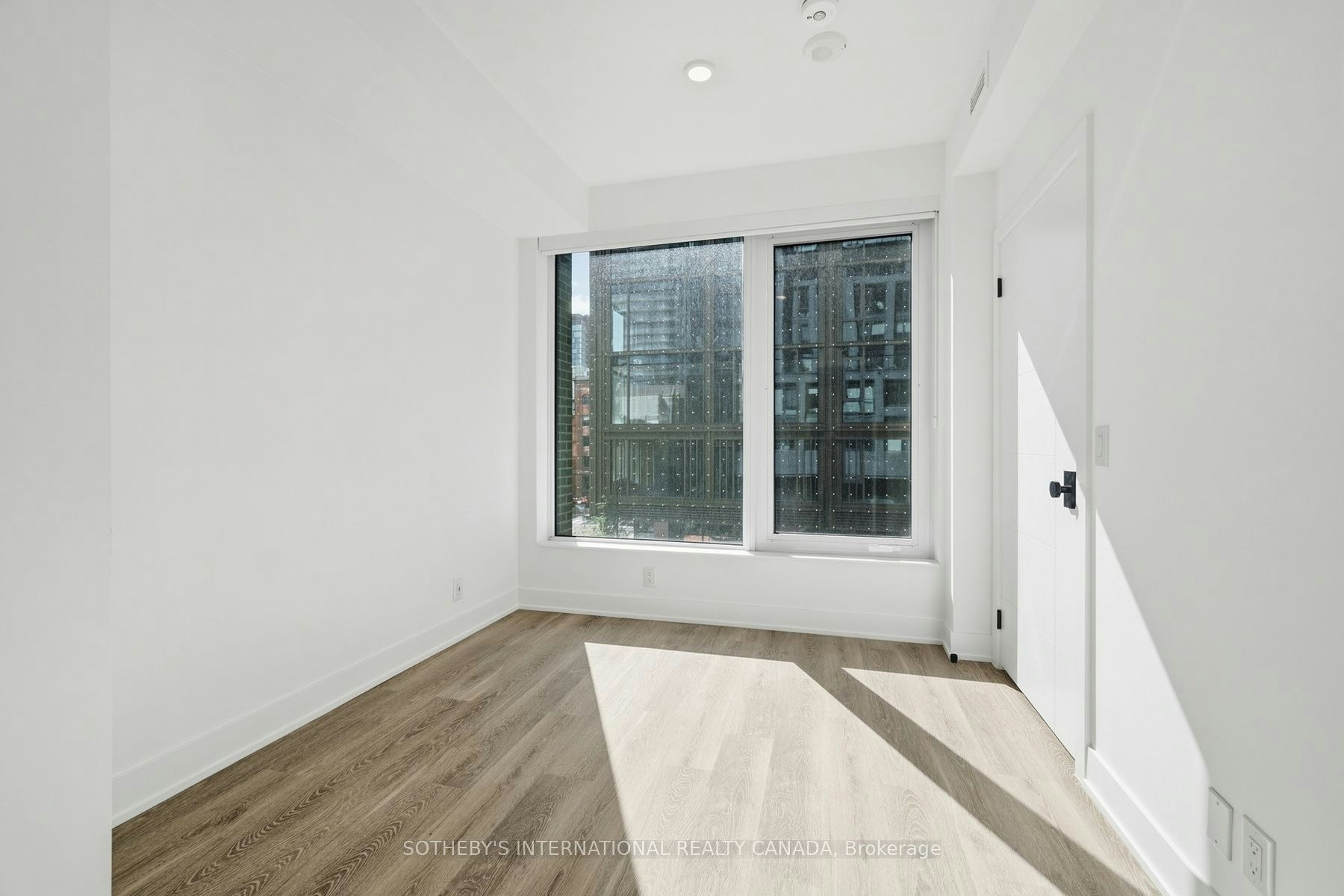 E1003-30 Mutual Street, Toronto, ON, M5B 2A7 - 14