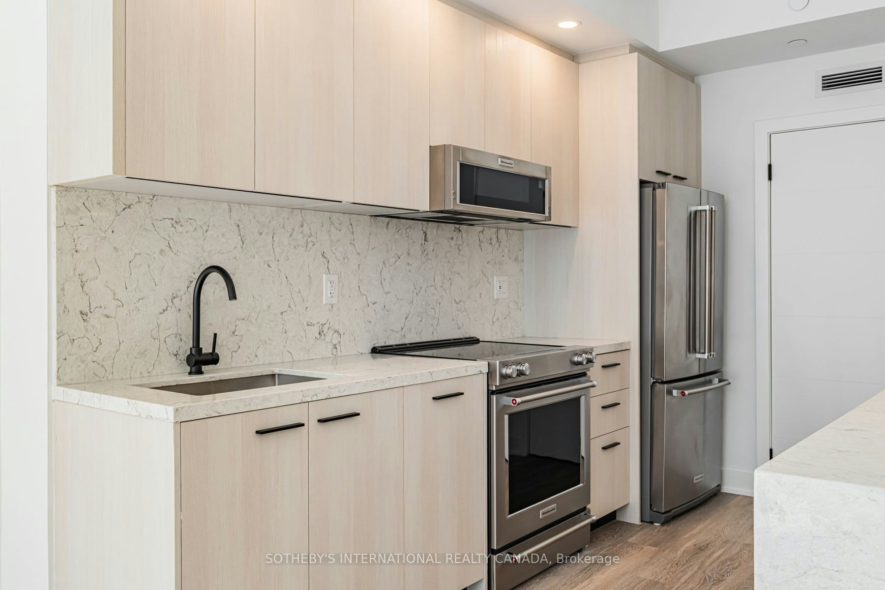 E1003-30 Mutual Street, Toronto, ON, M5B 2A7 - 10