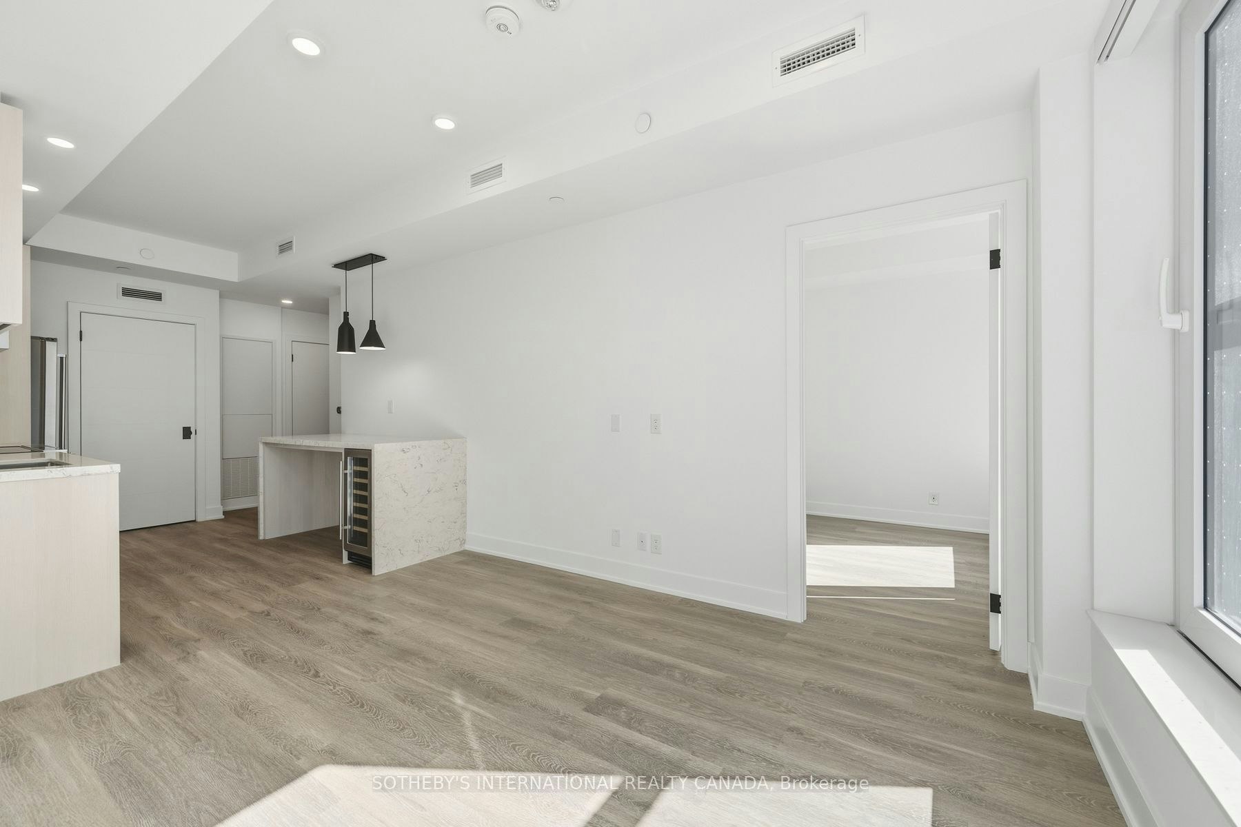 E1003-30 Mutual Street, Toronto, ON, M5B 2A7 - 7
