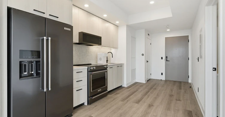 E3005-30 Mutual Street, Toronto, ON, M5B 2A7 - 5
